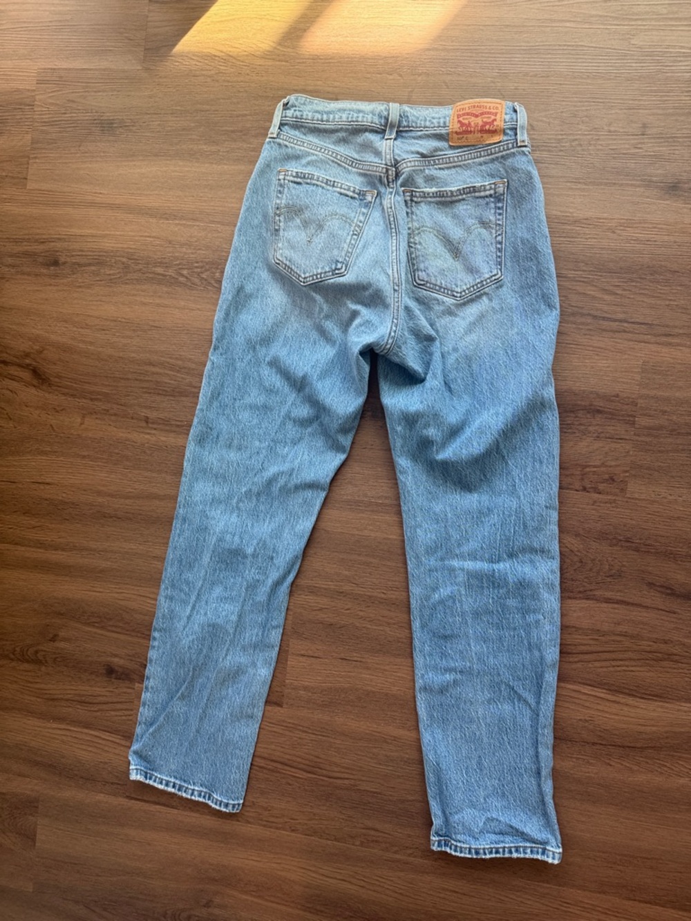 Levi’s 501 Curve Women's Jeans in Light Blue Denim